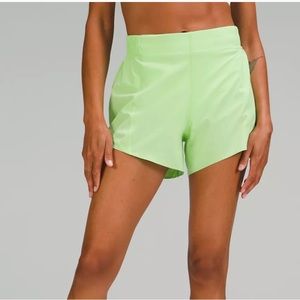 NWT Hotty Hot HR Short 4” SE